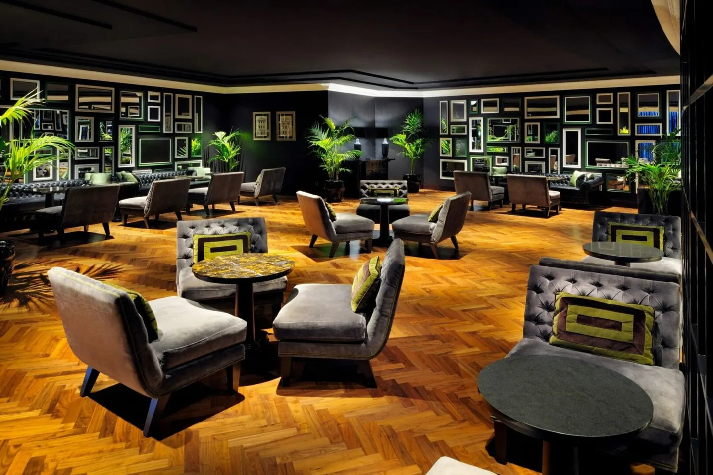 BUSINESS LUNCH AT LA FARINE deal image