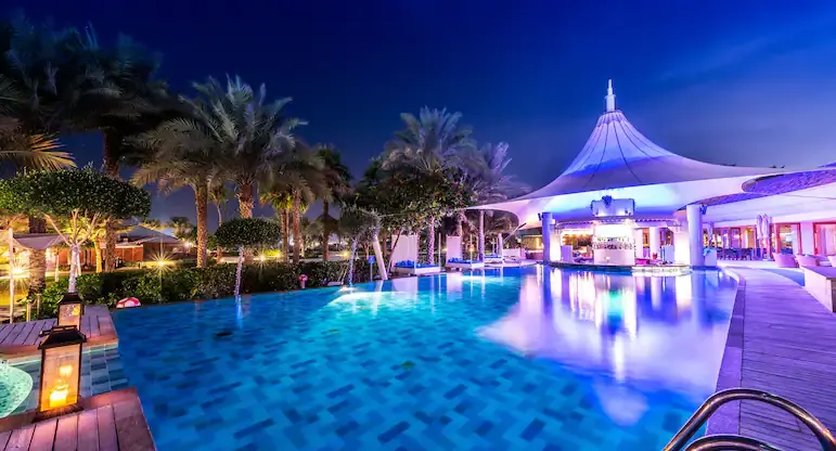 La Baie Lounge - The Ritz-Carlton Dubai venue image