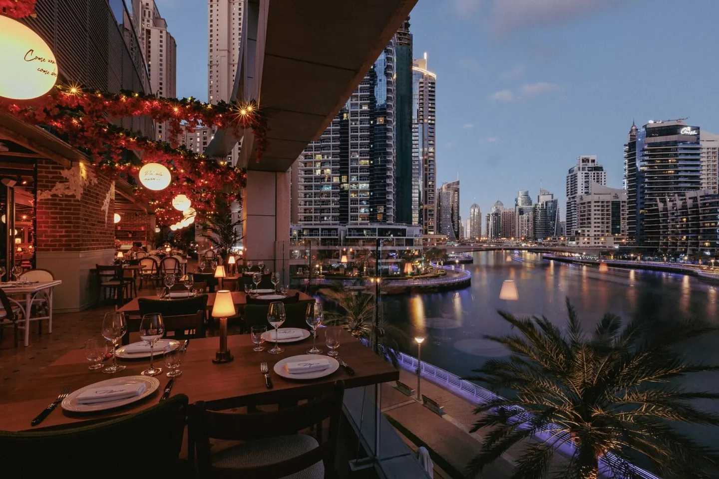 Papas Dubai - InterContinental Dubai Marina venue image