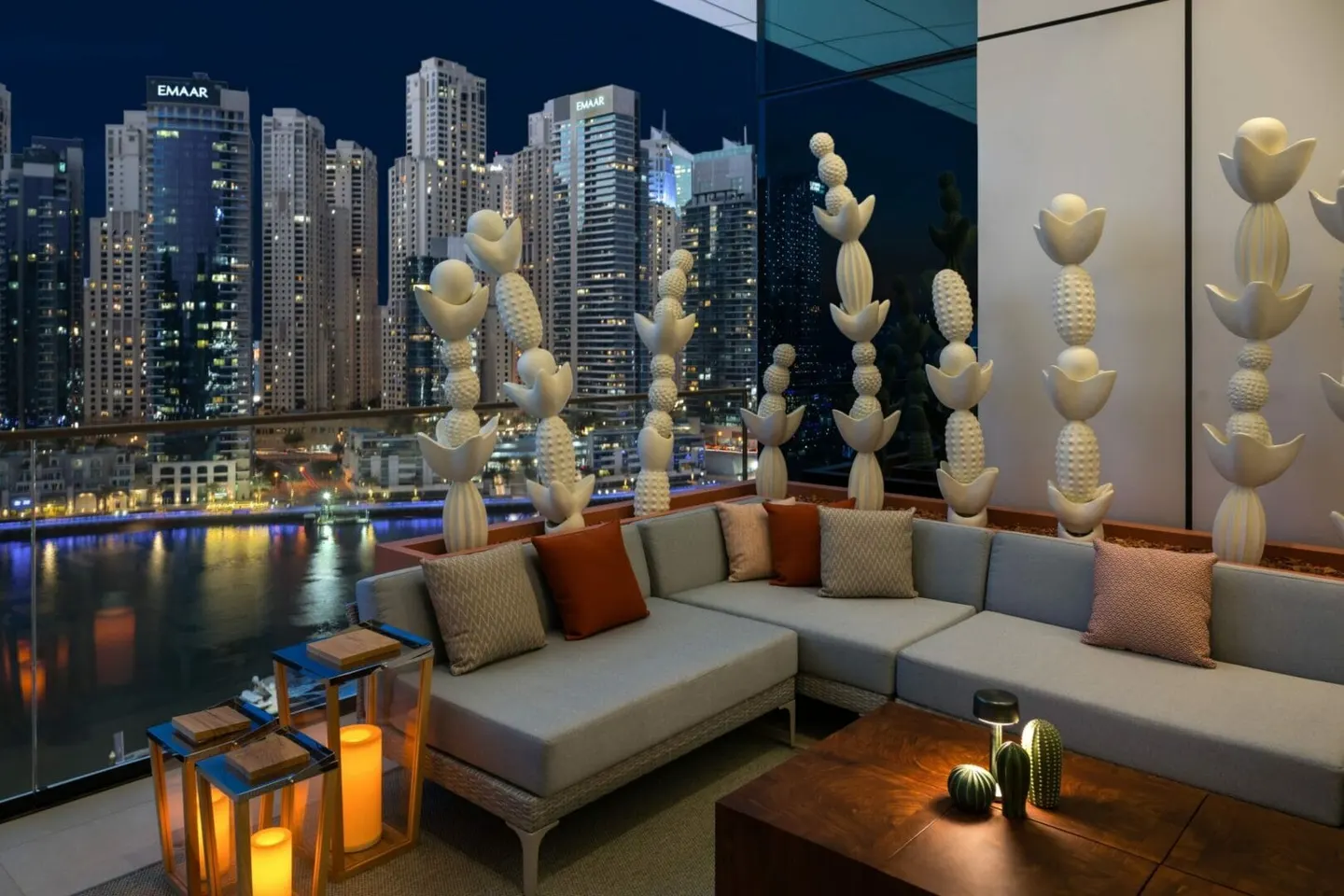 Pool Bar - Vida Dubai Marina & Yacht Club venue image